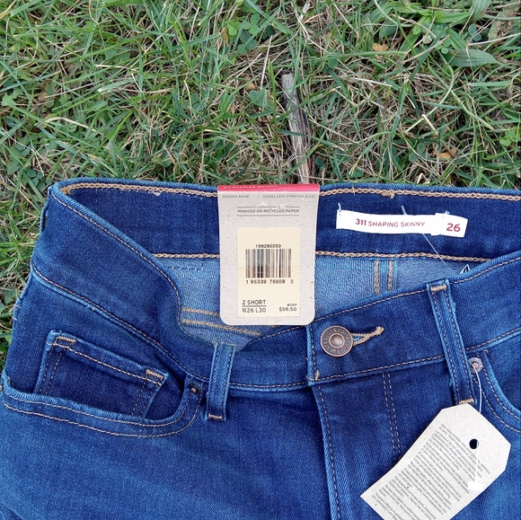 311 shaping skinny Levi's - Picture 3 of 6